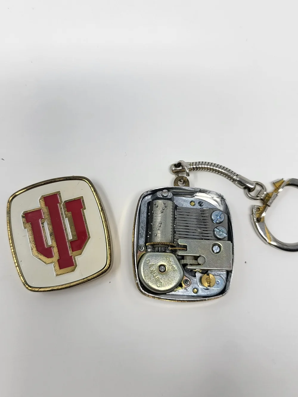 NCAA Red and White IU Logo Keychain with Gold Trim